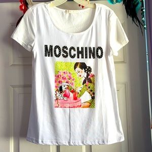 Moschino T-shirt